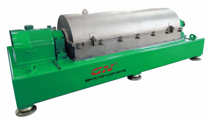 Decanter centrifuge